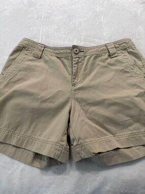 Natural Reflections Women’s Size 10 Khaki Chino Shorts E27